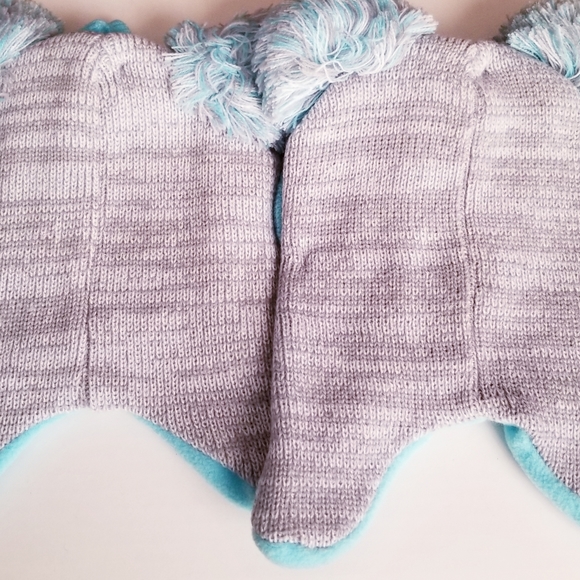 Gir'ls Hat & Mittens Set New - Picture 2 of 2